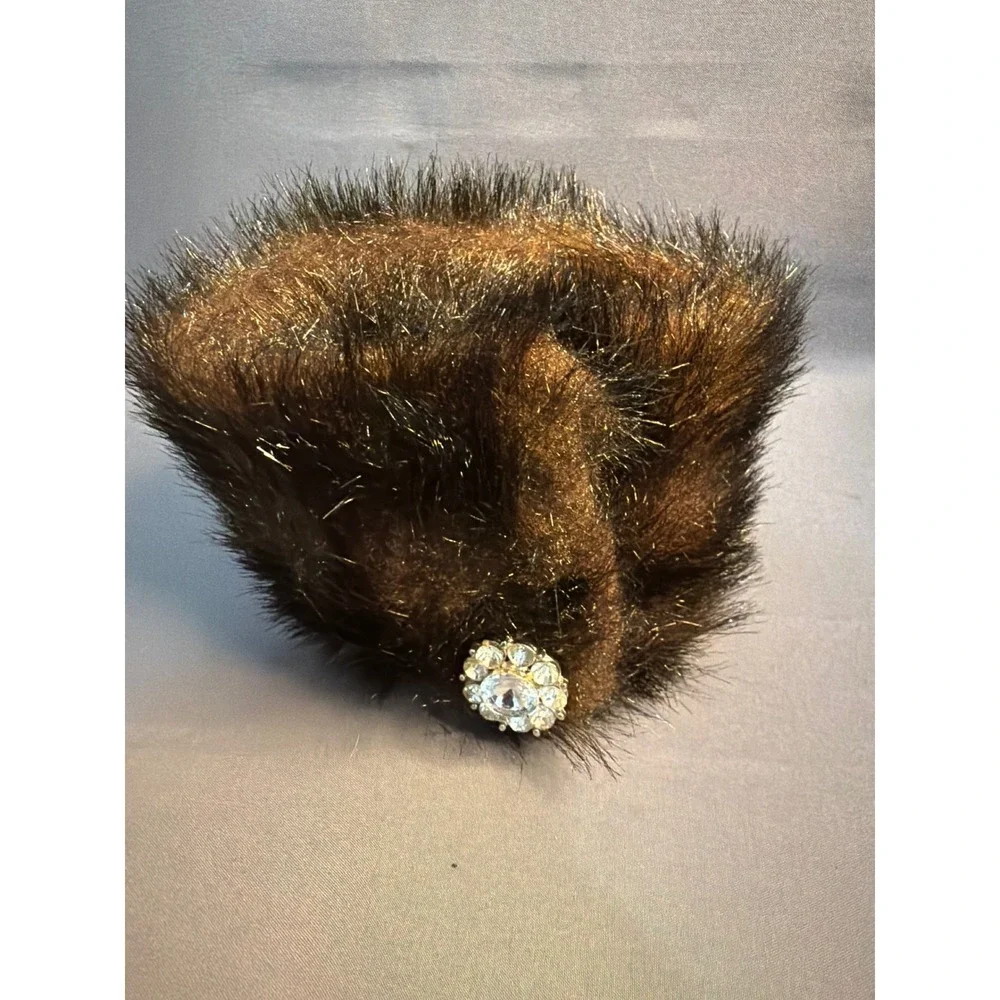 Pier 1 Brown Faux Fur Wine Bottle Collar Rhinestone Brooch Glam Decor